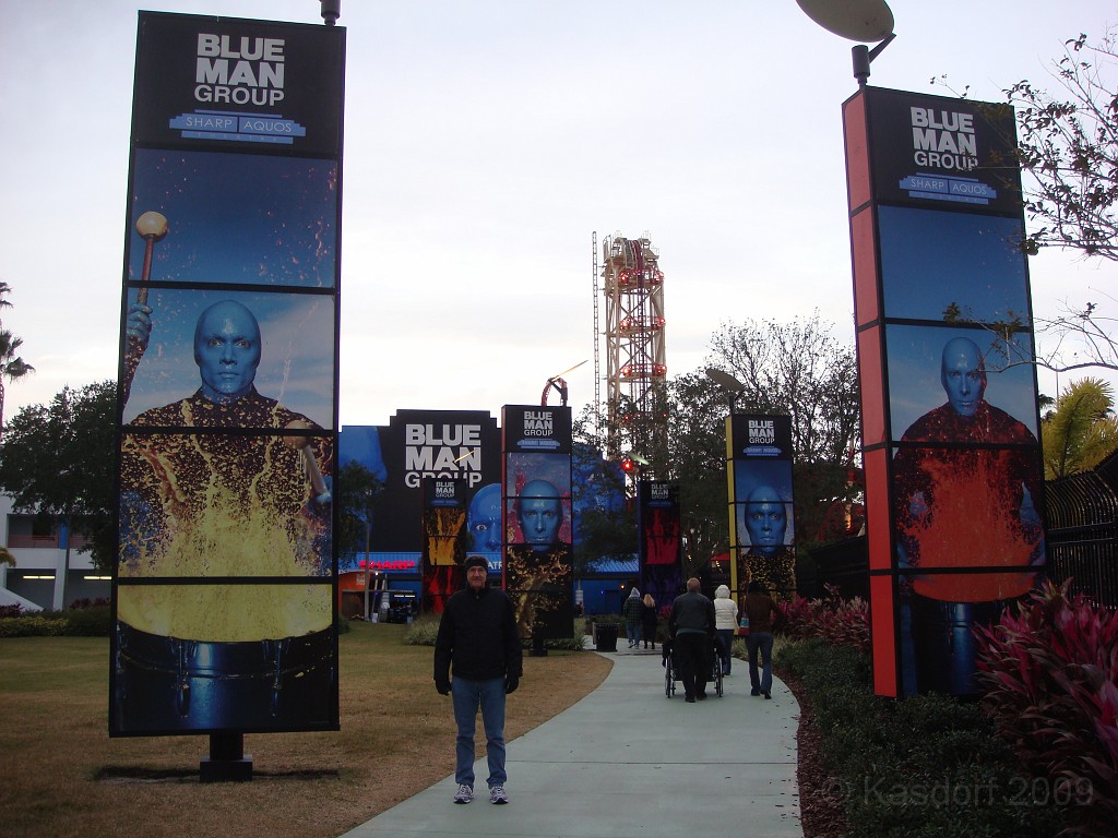 Disney 2010 D1 0781.jpg -                                